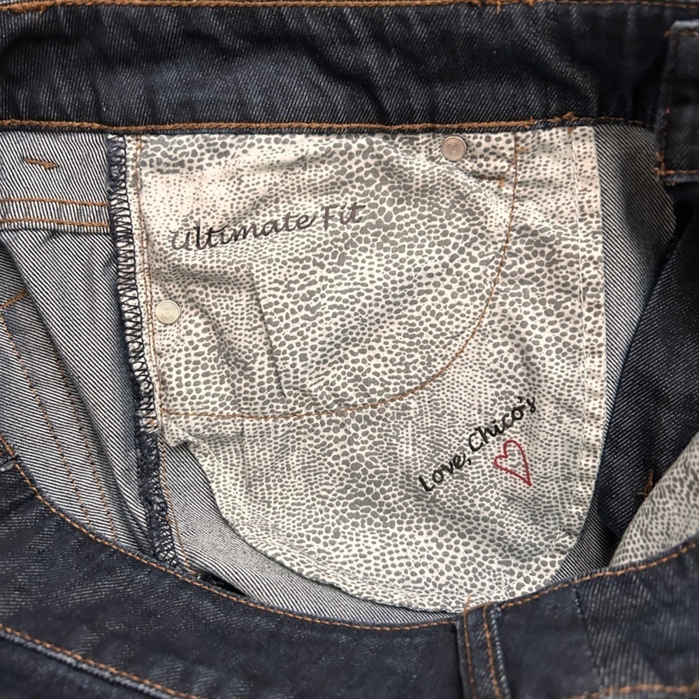 Chico's Ultimate Fit Dark Wash Denim Jeans Size 1.5 M/10 - Picture 8 of 11